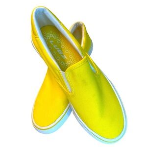Lugz  Women's Clipper Classic Slip-on Fashion Sneaker, Yellow/White.